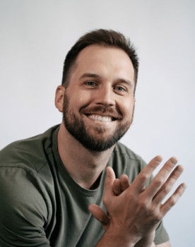 Trey Kennedy as Ian Ethan