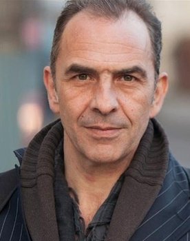Jud Charlton as Neil
