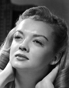 Myrna Dell as Paulette Ardrey
