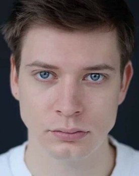 Ярослав Яркий as Эдик