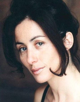 Cécile Paoli as Lucille Castineau, Madame la Vicomtessa de Seleglise