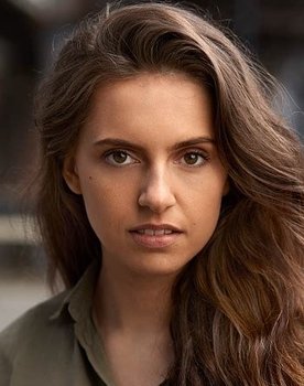 Kelsea Knox as Lea Rasmussen
