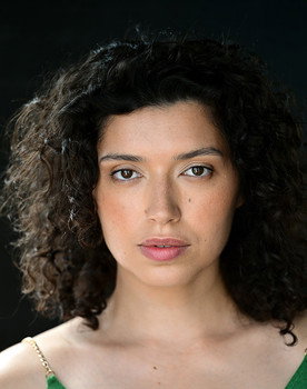 Naima Laube