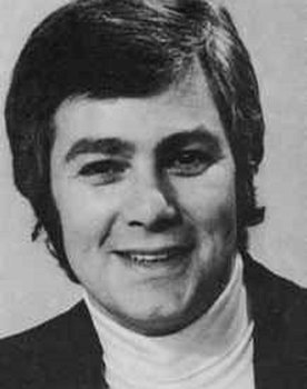 Pierre Palau as Le commissaire de police