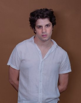 Sávio Dorothéio as Bruce