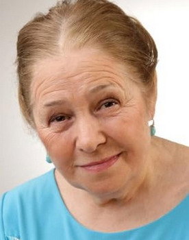 Valentina Roslavtseva as 