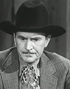 Karl Hackett as Lefty