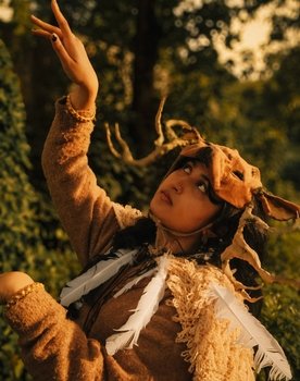 Niyati Kuloor Rao as Bridget