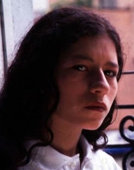 Lady Tabares as Mónica