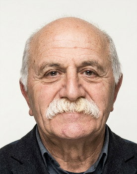 Orhan Aydın as 