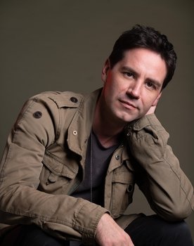 Marcel Simoneau as Charles