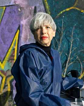 Helen Schneider