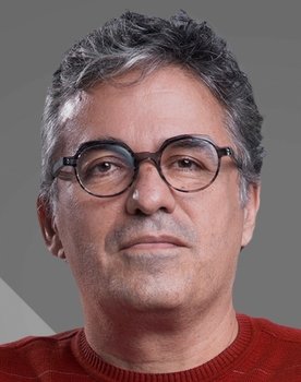 Marcelo Lins as Self - Host
