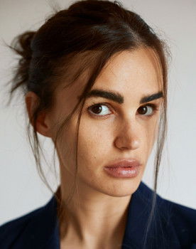 Simonetta Columbu as Radiosa