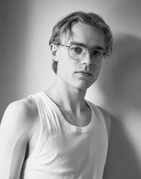 Dante Grossfeld as Vincent