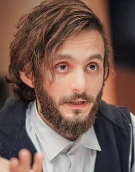 Hussam Salameh as The Worker