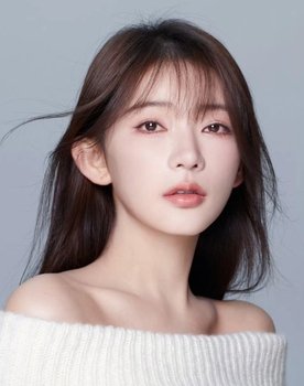 Yang Yi Mo as Young Master