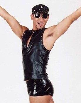 Masaki Sumitani as Oumo Indabee (voice)