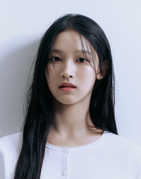 Iris as Self - Contestant