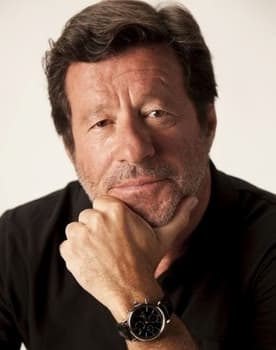 Joaquim de Almeida as Honoré Fragonard