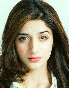 Mawra Hocane as 