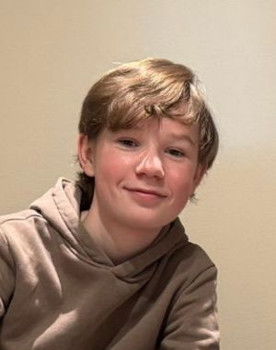 Billie Colliander as Stephanie