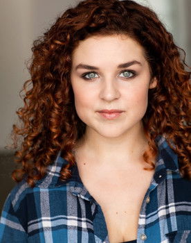 Lisa Marie Woods as Angie