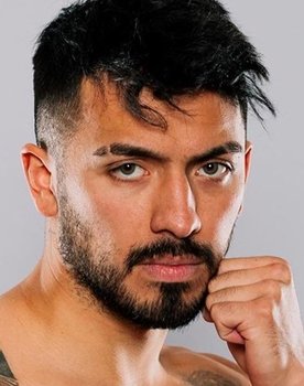 Danny Aarons vs. Danny Simpson