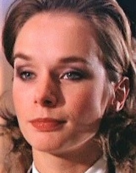 Macha Magall as Madame Eva