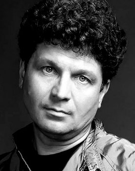 Sergey Minaev as Self - Певец