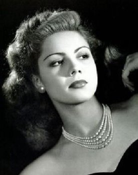Maria Antonieta Pons as 
