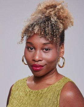 Lorena Moto as Dra. Molécula