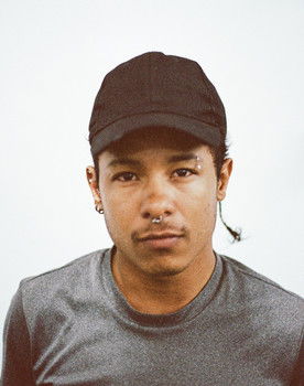 Daniel Peron as Peron