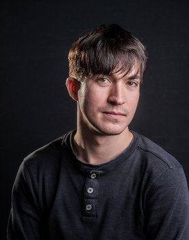 Előd Bálint as Misi