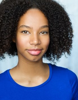 Malaika Guttoh as Kari