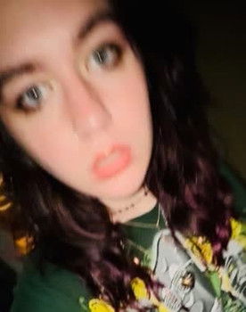 Ella Monchein as Stella