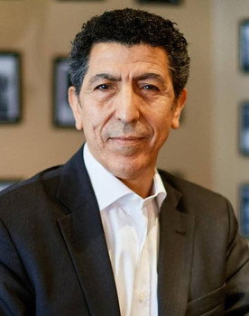 Slimane Zeghidour as Self