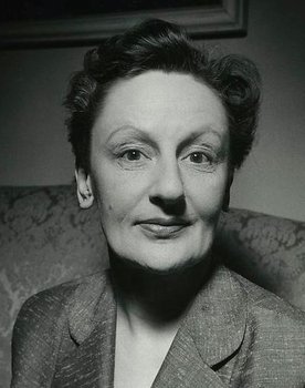 Jessie Rindom as 