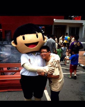 Siraphop Phuriroengpoom as Motorcycle taxi