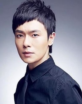 Wan Si Wei as Zhou Ding Yuan / 周鼎元