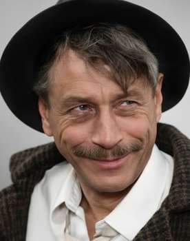 Muhteşem Durukan as Erdoğan