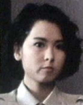Chan Ga-Bik as Jeanne's colleague