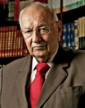 Ives Gandra Martins as Self