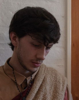 Facundo Martucci as Mateo