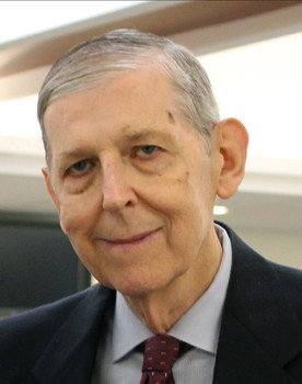 Tom Konchalski as Self