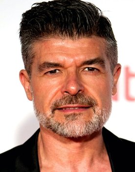 Nacho Guerreros as 