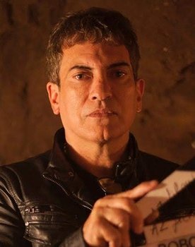 Fernando Araujo as Himself