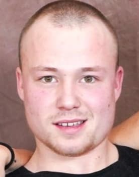 Everybody's Cumming Bi