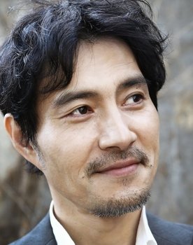 Lee Hae-yeong as 