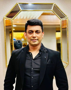 Zayed Khan as The Immigrant